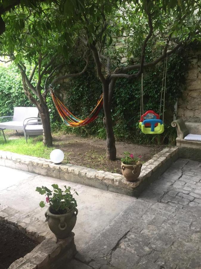 Апартаменты House Garden Модика Экстерьер фото